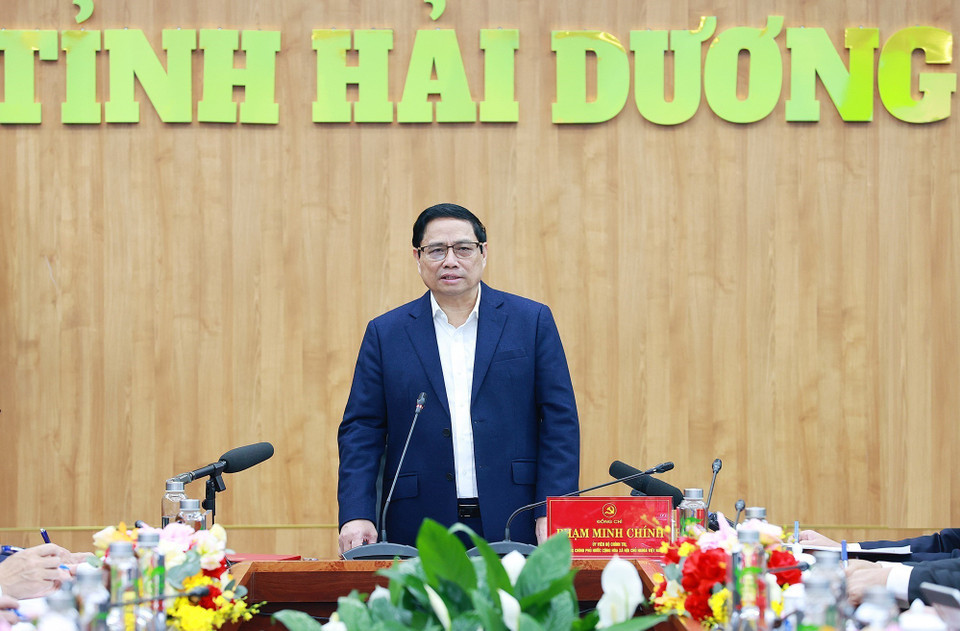 Thủ tướng Phạm Minh Chính phát biểu tại buổi làm việc với lãnh đạo chủ chốt tỉnh Hải Dương. (Ảnh: Dương Giang/TTXVN)