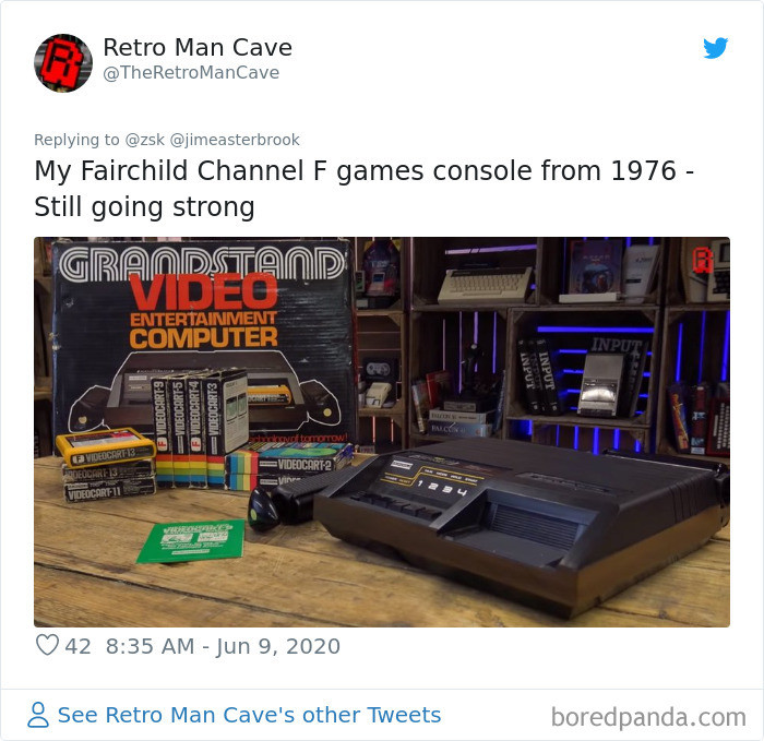 Chiếc máy chơi game từ năm 1976 vẫn hoạt động tốt. (Nguồn: Boredpanda)
