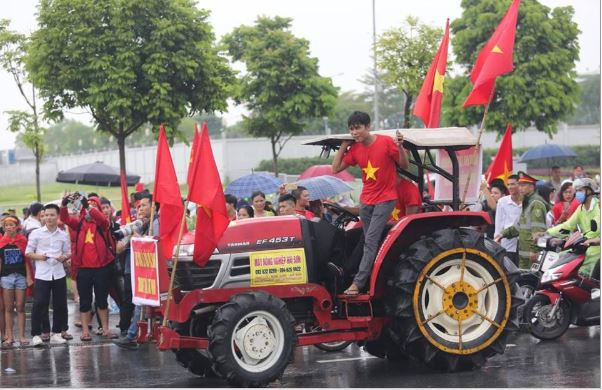 Màn ăn mừng, cổ vũ độc đáo này trở thành một điểm nhấn khó quên trong màn chào đón đoàn thể thao Việt Nam. (Ảnh: PV/Vietnam+) 