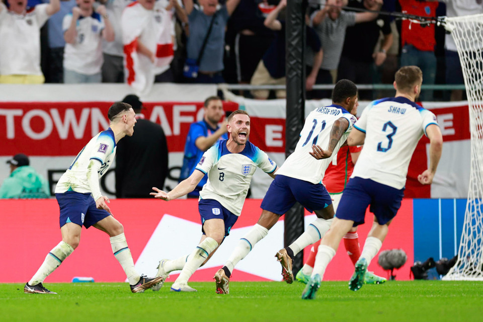 Tuy nhiên, chỉ có người Anh hoàn thành nhiệm vụ mà họ đặt ra.