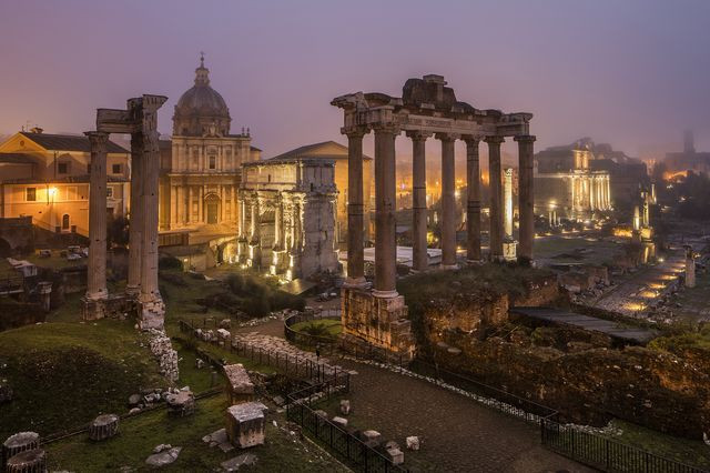  Quảng trường La Mã Roman Forum, Italy. (Nguồn: NatGeo)