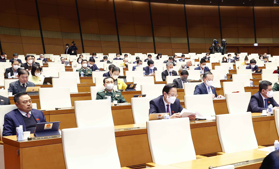 Đại biểu Quốc hội dự phiên bế mạc. (Ảnh: Doãn Tấn/TTXVN)