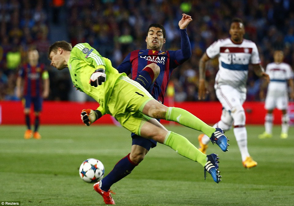 Đội chủ nhà đã chủ động chơi tấn công ngay từ đầu.