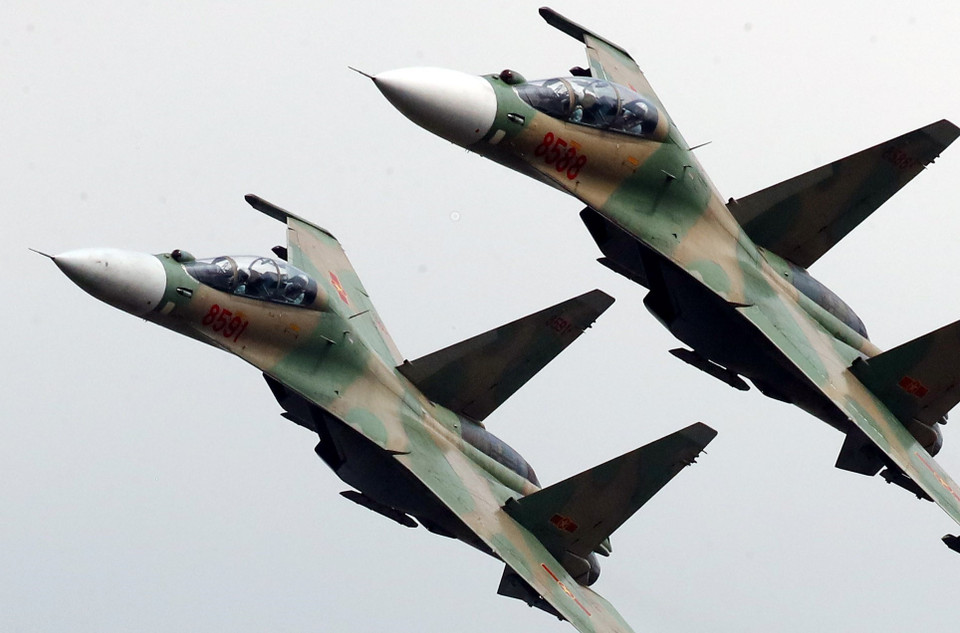 Đội hình máy bay Su30 MK trình diễn trong ngày tổng duyệt.(Ảnh: Trọng Đức/TTXVN)