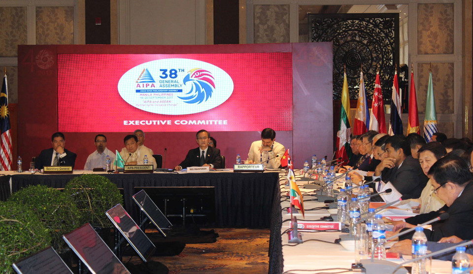 Sáng 15/9/2017, tại Manila (Philippines) diễn ra phiên họp của Ban Chấp hành Đại hội đồng AIPA-38. Đoàn đại biểu cấp cao Quốc hội Việt Nam do Phó Chủ tịch Thường trực Quốc hội Tòng Thị Phóng làm Trưởng đoàn, tham dự AIPA-38. (Ảnh: TTXVN)