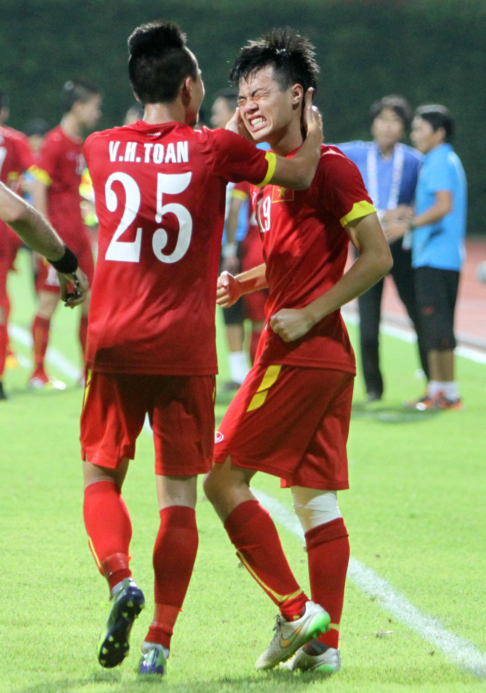 Văn Toàn (19) cũng đã có bàn thắng đầu tiên tại SEA Games 28. (Ảnh: Quốc Khánh/TTXVN)
