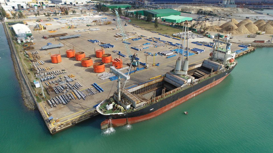 Doosan Vina xuất khẩu 1.560 tấn thiết bị phi áp lực lò hơi Made in Vietnam đến Indonesia. (Nguồn: TTXVN)