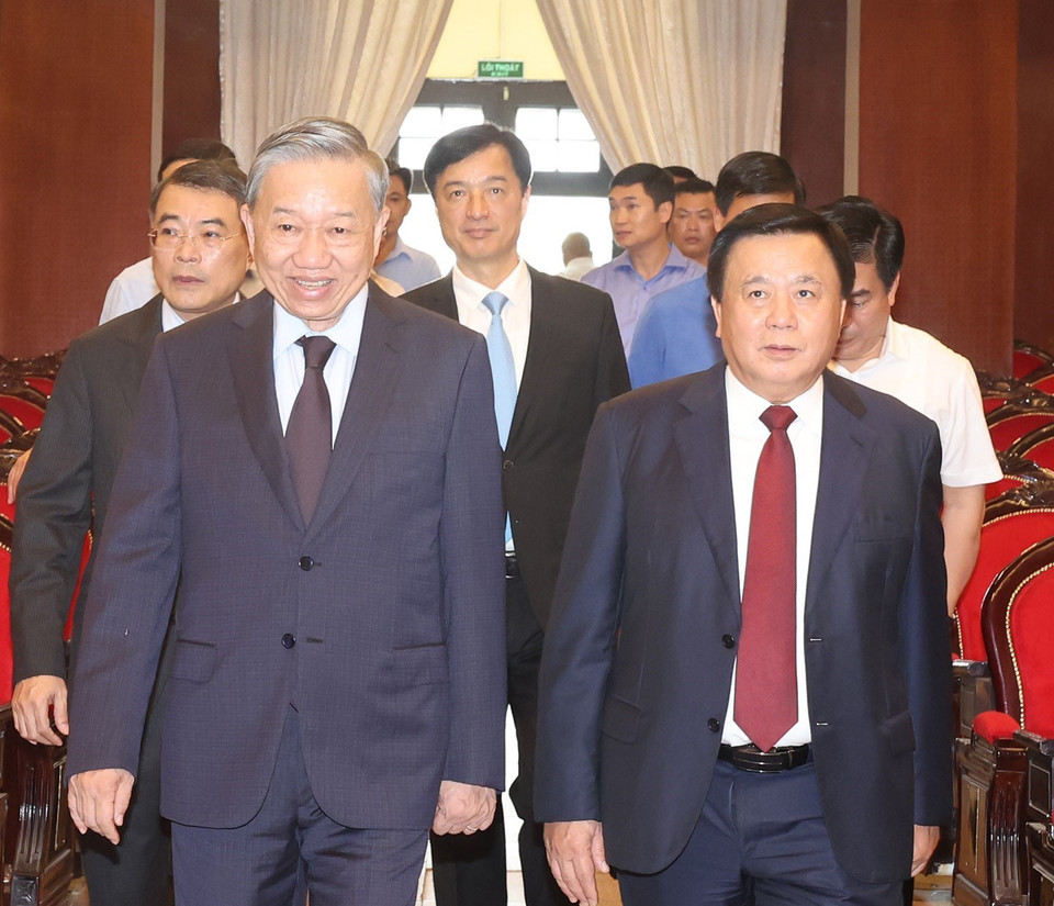 Tổng Bí thư, Chủ tịch nước Tô Lâm đến dự khai giảng Lớp bồi dưỡng kiến thức cán bộ quy hoạch Ủy viên Trung ương Đảng khóa XIV. (Ảnh: Trí Dũng/TTXVN)