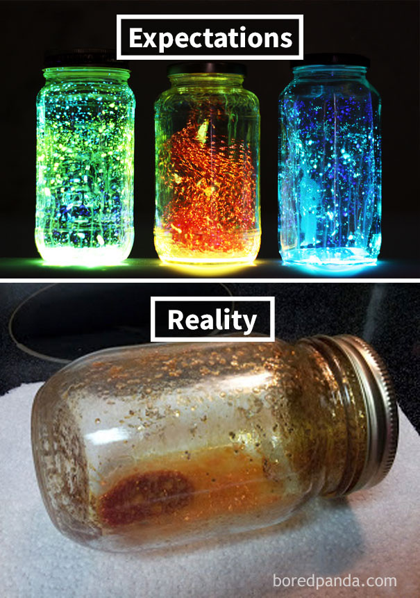 Khi học theo cách trang trí này, tôi cứ ngỡ cái lọ nó tự phát sáng chứ không phải sẽ kèm theo mớ đèn chiếu ảo diệu phía sau. (Nguồn: boredpanda.com)