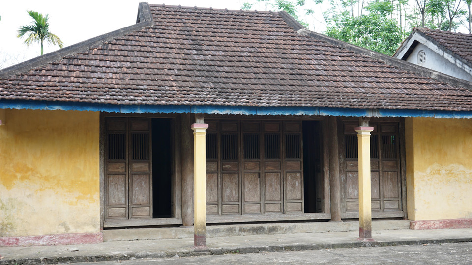 Ngôi nhà của ông Nguyễn Tiến Dũng (56 tuổi), thôn Hội Kỳ, xã Hải Chánh hậu duệ đời thứ 5 của ông giáo Độ, một trong những người có tiếng tăm của làng ngày trước đã được trùng tu lại do thiên tai và thời gian. (Ảnh: Thanh Thủy/TTXVN)