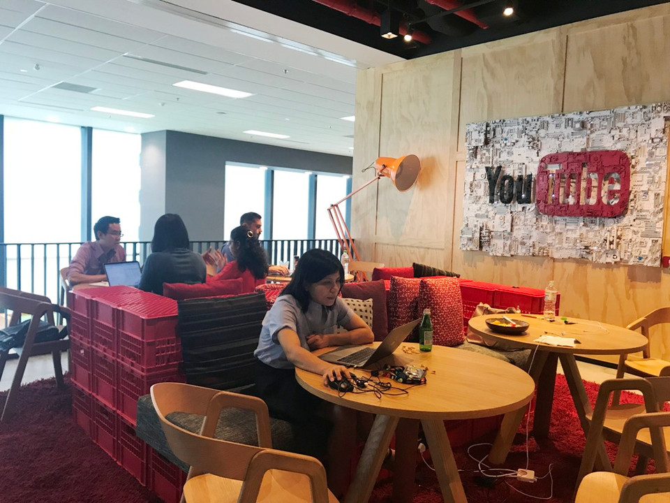 Một trong những không gian làm việc của YouTube trong tòa nhà Google. (Ảnh: PV/Vietnam+)
