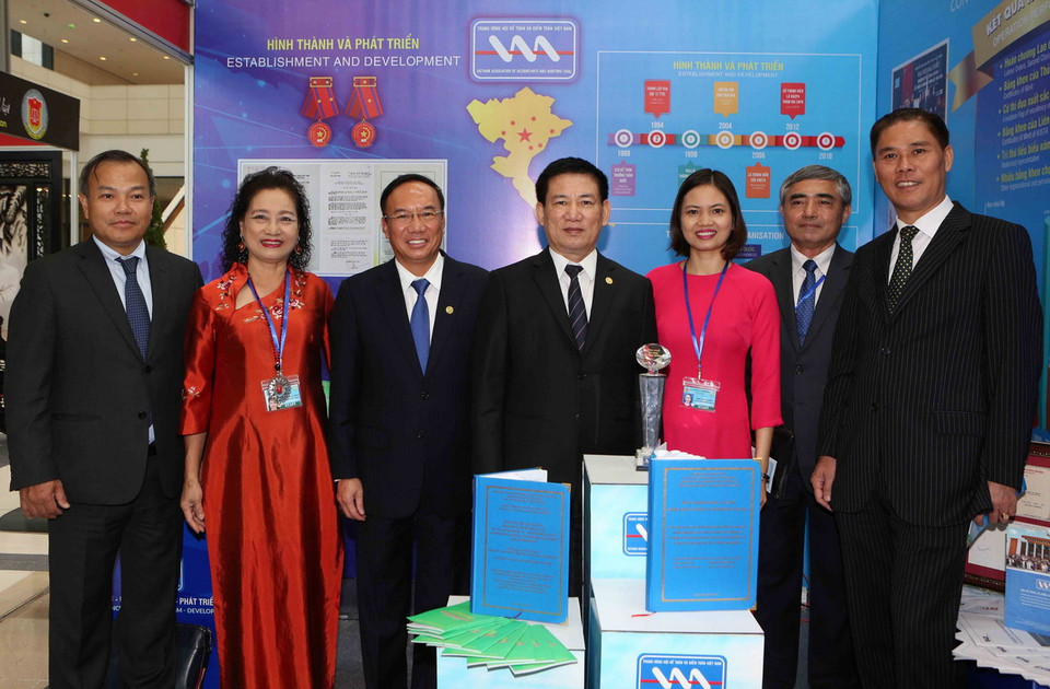 Các gian hàng trưng bày tại Đại hội. (Ảnh: Dương Giang/TTXVN)