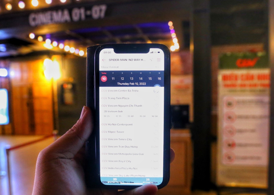 Ứng dụng đặt vé CGV Cinemas đã cập nhật lịch chiếu phim từ ngày 10/2 trở đi tại các cụm rạp ở Hà Nội. (Ảnh: Tuấn Đức/TTXVN)
