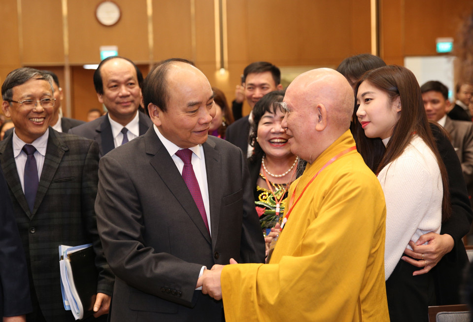  Thủ tướng Nguyễn Xuân Phúc với các đại biểu. (Ảnh: Dương Giang/TTXVN)