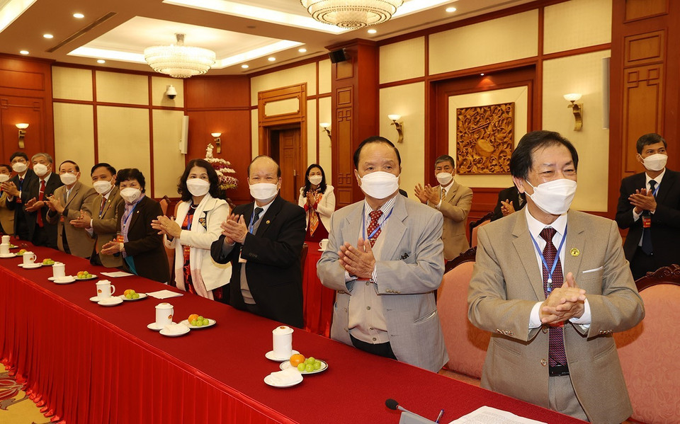 Đại biểu người cao tuổi Việt Nam dự gặp mặt. (Ảnh: Trí Dũng/TTXVN)