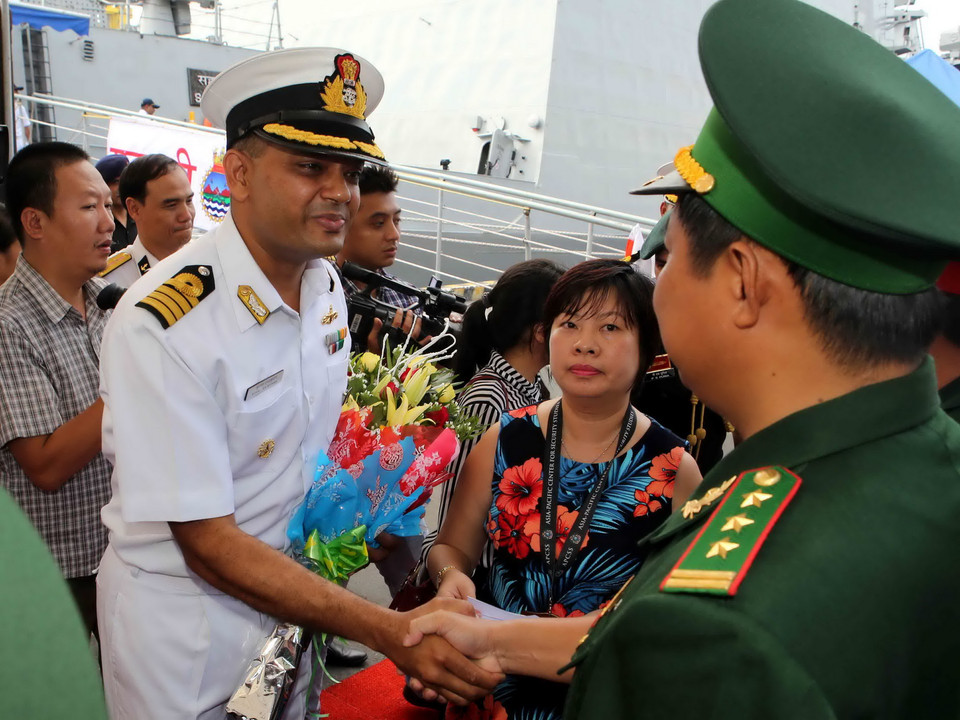 Chuyến thăm của tàu Hải quân INS SAHYADRI nhằm củng cố mối quan hệ song phương và đẩy mạnh khả năng tương tác giữa hải quân hai nước. (Ảnh: Trần Lê Lâm/TTXVN)