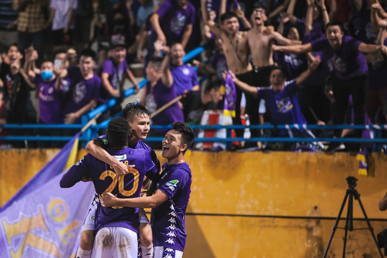 Thành tích này giúp đội bóng Thủ đô bảo vệ thành công ngôi vương. (Ảnh: Hải An/Vietnam+)