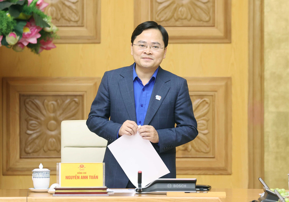 Bí thư thứ nhất Trung ương Đoàn Nguyễn Anh Tuấn phát biểu.