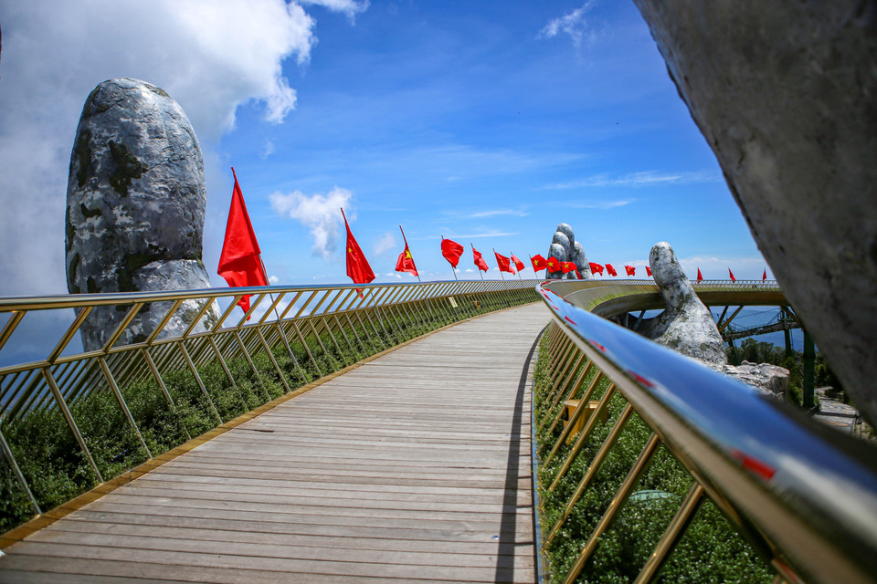 Cầu Vàng được báo Anh chọn vào danh sách kỳ quan mới của thế giới. (Ảnh: Trần Lê Lâm/TTXVN)