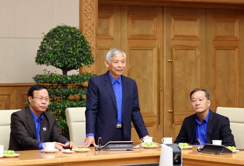 Ông Hà Văn Thạch, cựu cán bộ đoàn Nghệ Tĩnh phát biểu tại buổi gặp mặt. (Ảnh: Thống Nhất/TTXVN)