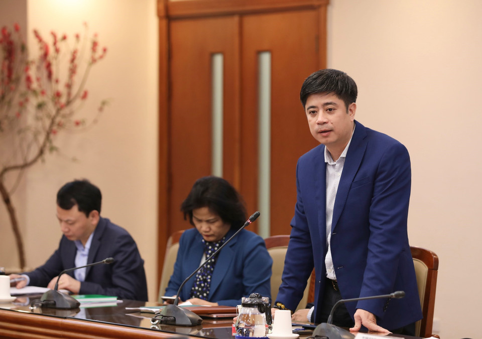 Trưởng Ban kế hoạch - Tài chính Nguyễn Tiến Dũng phát biểu. (Ảnh: Hoàng Hiếu/TTXVN)