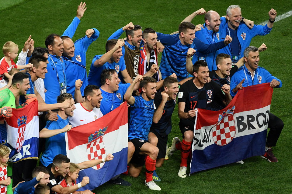 Các cầu thủ Croatia mừng chiến thắng sau trận bán kết World Cup 2018 giữa Croatia và Anh ở Moskva, Nga ngày 11/7. (Ảnh: AFP/ TTXVN)