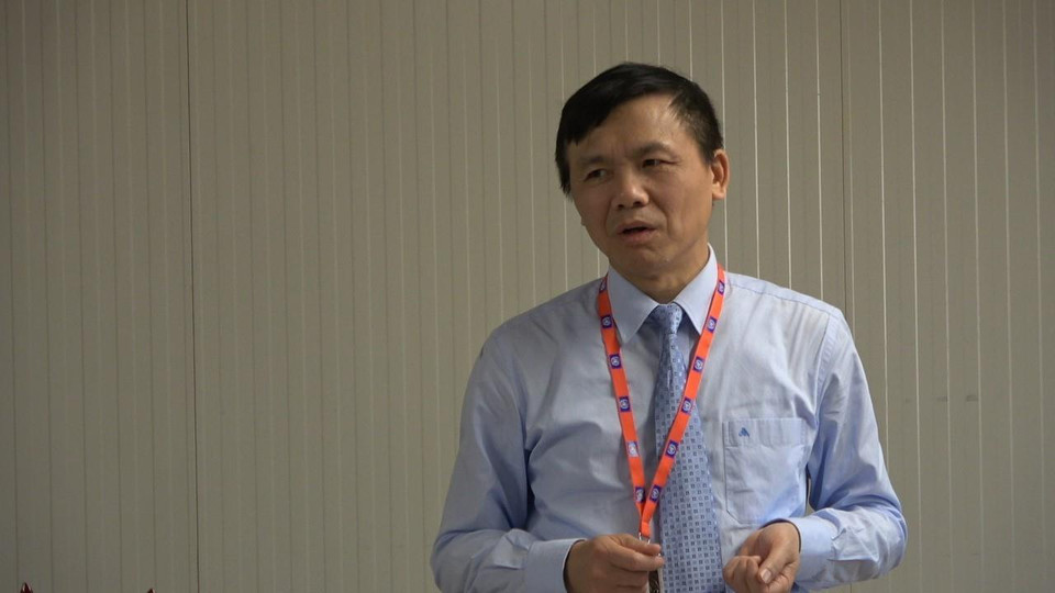 Đại sứ Việt Nam tại LHQ Đặng Đình Quý, Trưởng Phái đoàn thường trực của Việt Nam tại LHQ phát biểu tại buổi làm việc của đoàn công tác với cán bộ, chiến sỹ Bệnh viện dã chiến cấp 2 của Việt Nam và các sỹ quan Việt Nam đang hoạt động tại Phái bộ Gìn giữ hòa bình Liên hợp quốc (UNMISS) tại Nam Sudan. (Ảnh: TTXVN phát)