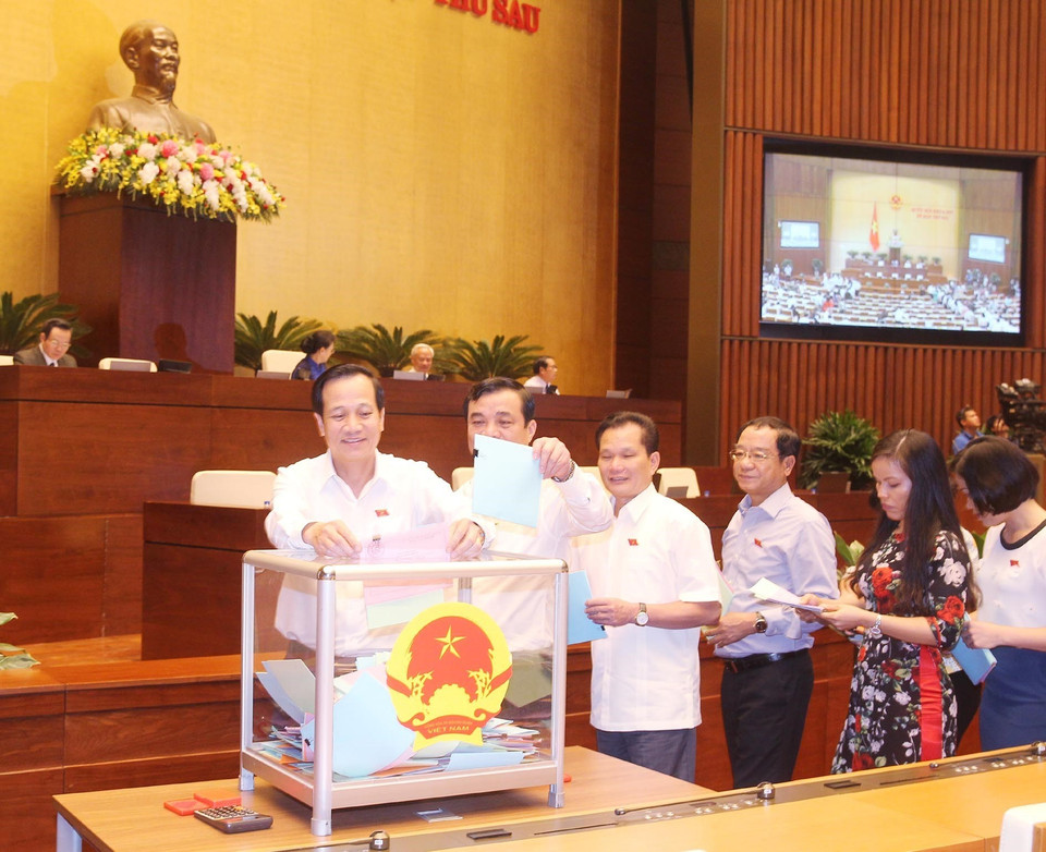 Việc lấy phiếu tín nhiệm nhằm nâng cao hiệu lực, hiệu quả hoạt động giám sát của Quốc hội. (Ảnh: Lâm Khánh/TTXVN)