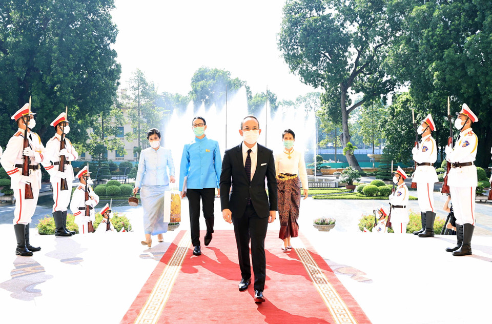Đại sứ Đặc mệnh toàn quyền Vương quốc Thái Lan tại Việt Nam Nikorndej Blankura đến trình Quốc thư. (Ảnh: Thống Nhất/TTXVN)