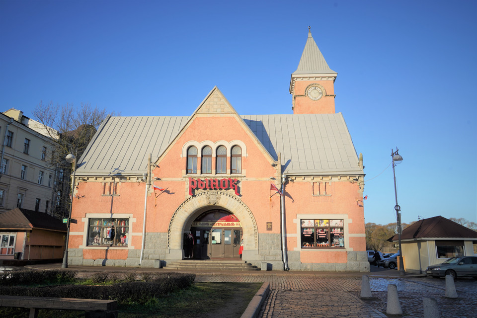 Chợ Vyborg từng là chợ lớn nhất của vùng Scandinavia vẫn thực hiện mục đích chính của nó cho đến tận ngày nay. (Ảnh: TTXVN)