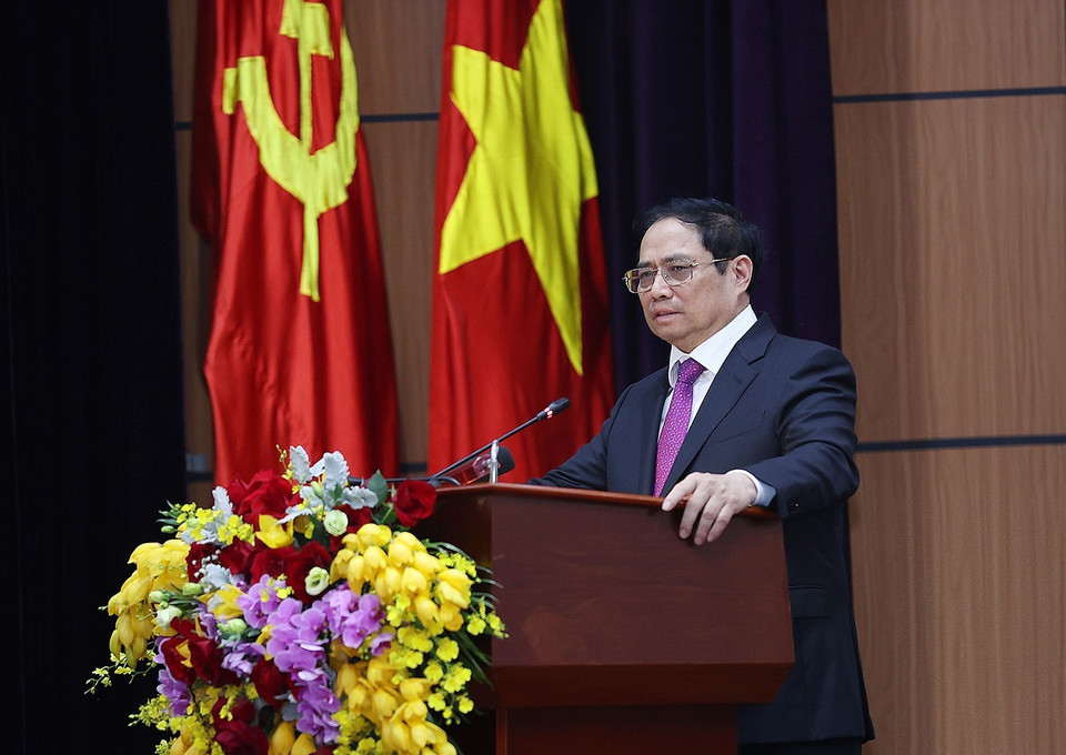 Thủ tướng Phạm Minh Chính chỉ đạo Hội nghị trực tuyến toàn quốc tổng kết công tác năm 2021 và triển khai nhiệm vụ năm 2022 của ngành nội vụ. (Ảnh: Dương Giang/TTXVN)