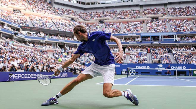 ...trước một Medvedev đầy khát khao chiến thắng trong lần thứ 2 góp mặt ở chung kết US Open. (Nguồn: Getty Images)