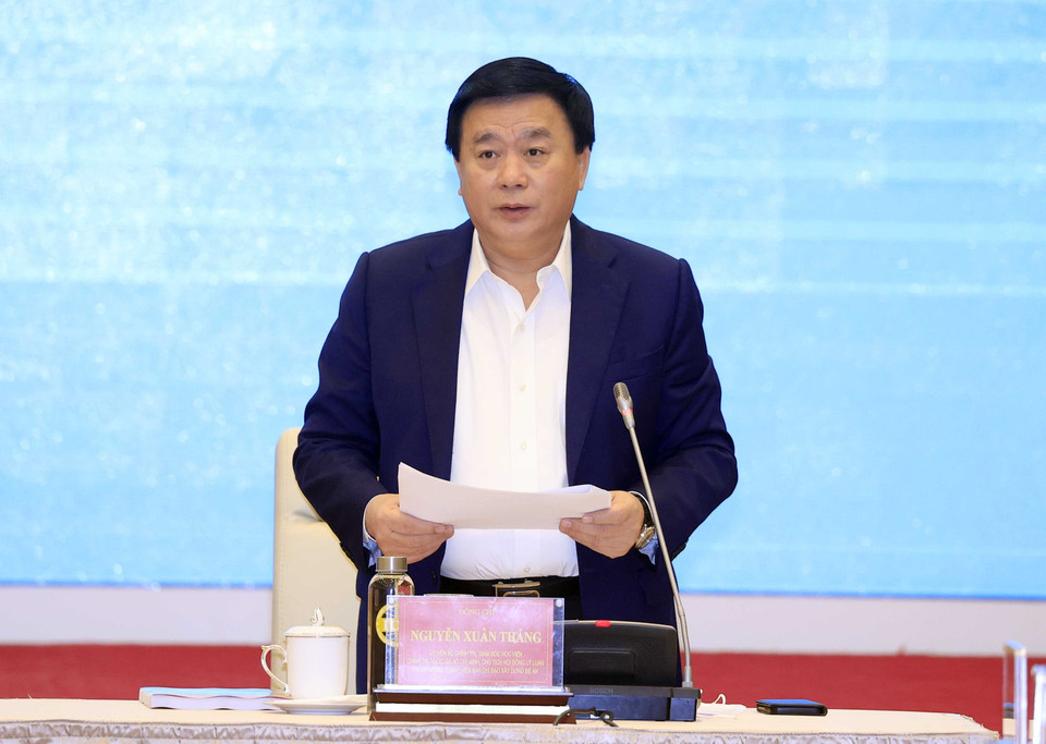 Ông Nguyễn Xuân Thắng, Giám đốc Học viện Chính trị Quốc gia Hồ Chí Minh, Chủ tịch Hội đồng Lý luận Trung ương, thành viên Ban Chỉ đạo phát biểu. (Ảnh: Thống Nhất/TTXVN) 