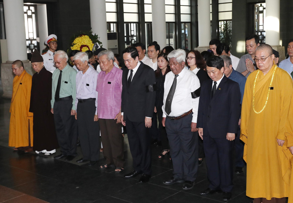 Đoàn Ủy ban Trung ương Mặt trận Tổ quốc Việt Nam do ông Trần Thanh Mẫn, Bí thư Trung ương Đảng, Chủ tịch Ủy ban Trung ương MTTQ Việt Nam làm trưởng đoàn viếng đồng chí Vũ Mão. (Ảnh: Trọng Đức/TTXVN)