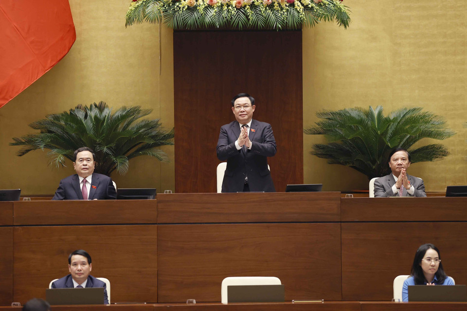 Chủ tịch Quốc hội Vương Đình Huệ chủ trì Diễn đàn Người Lao động năm 2023. (Ảnh: Doãn Tấn/TTXVN)