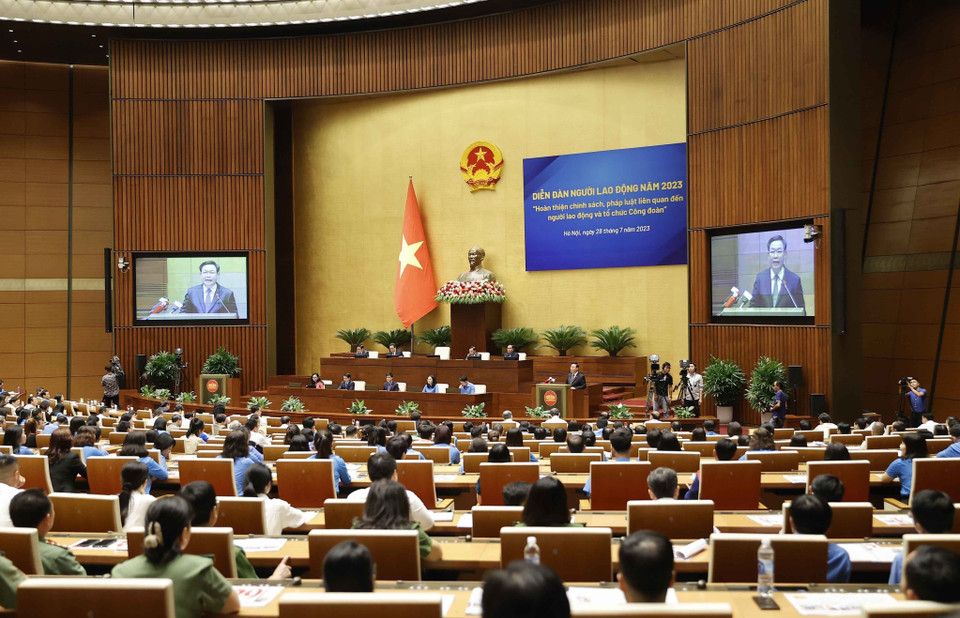 Chủ tịch Quốc hội Vương Đình Huệ phát biểu. (Ảnh: Doãn Tấn/TTXVN)