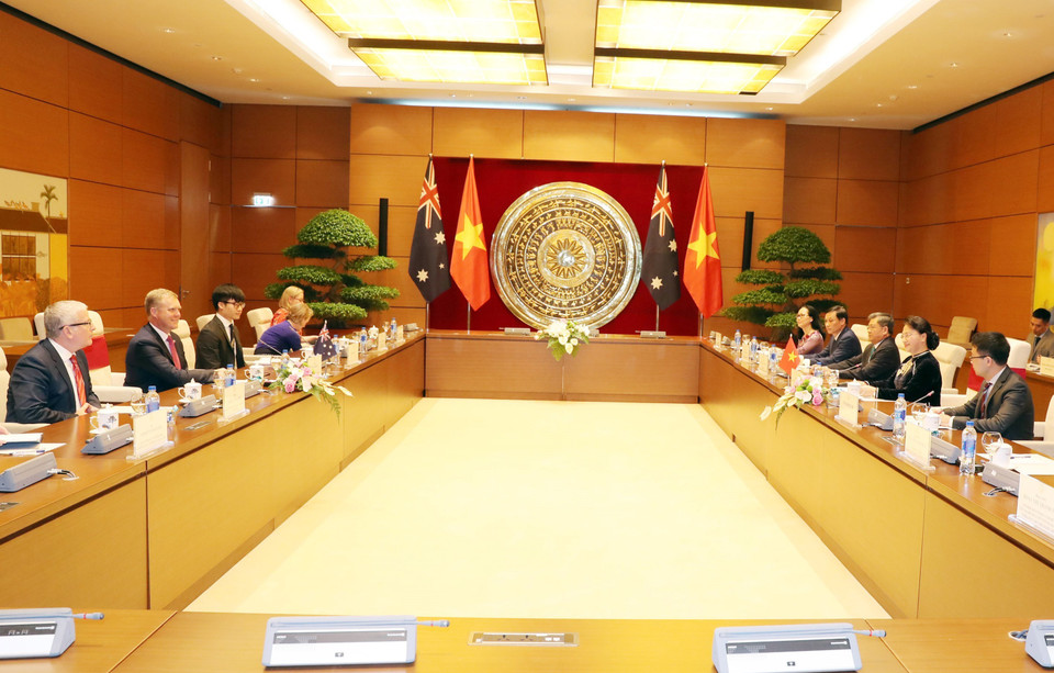 Chủ tịch Quốc hội Nguyễn Thị Kim Ngân hội đàm với Chủ tịch Hạ viện Australia Tony Smith. (Ảnh: Trọng Đức/TTXVN)