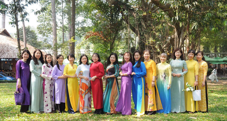 Những gương mặt vui tươi và hạnh phúc đến từ Công ty ITAXA. (Ảnh: TTXVN)