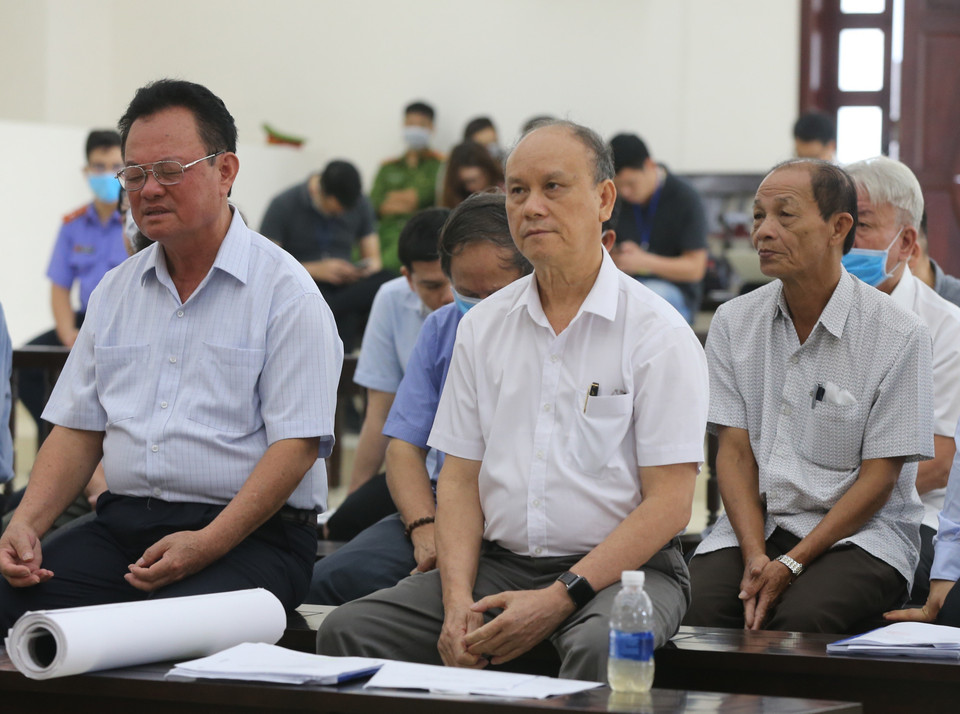 Các bị cáo tại phiên tòa. (Ảnh: Doãn Tấn/TTXVN)