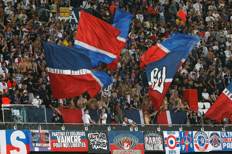 Người hâm mộ PSG kỳ vọng đội nhà sẽ giành nhiều danh hiệu sau mùa giải không thành công vừa qua. (Nguồn: psg.fr)