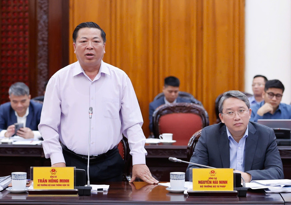 Bộ trưởng Bộ Giao thông vận tải Trần Hồng Minh phát biểu.(Ảnh: Dương Giang/TTXVN)