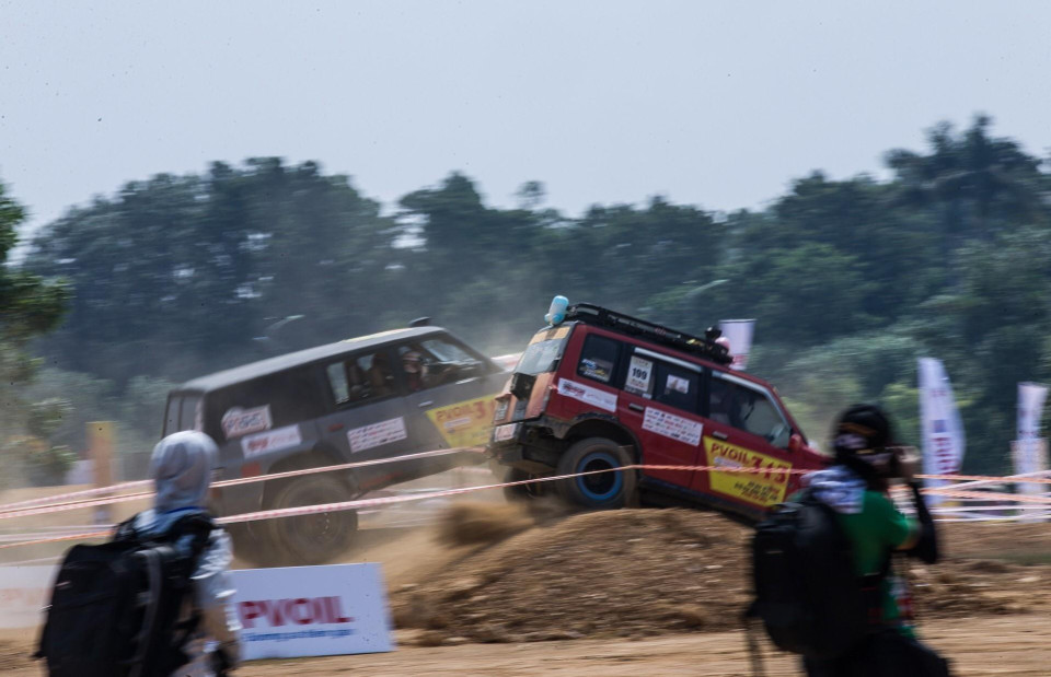 Giải diễn ra trong hai ngày 28 - 29/9 với tổng cộng 11 đường đua, trong đó có 2 đường đua dành cho các xe song đấu; tổng cộng 4 phân hạng thi đấu, 80 đôi dự thi và 160 vận động viên đăng ký tham gia. (Ảnh: Trọng Đạt/TTXVN)