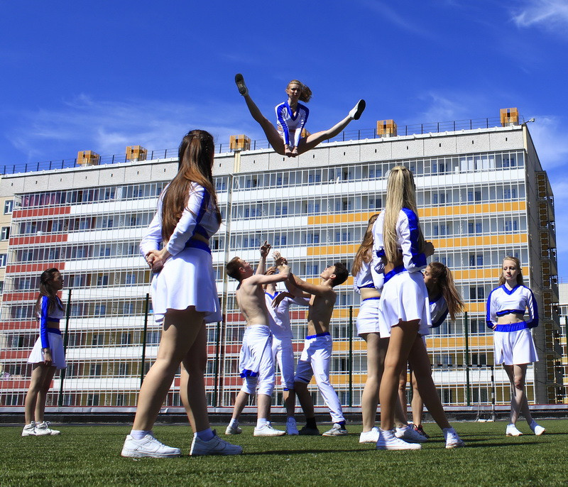 Những động tác khó đòi hỏi phải tập luyện nhiều lần. (Ảnh: Trần Hiếu/Vietnam+)