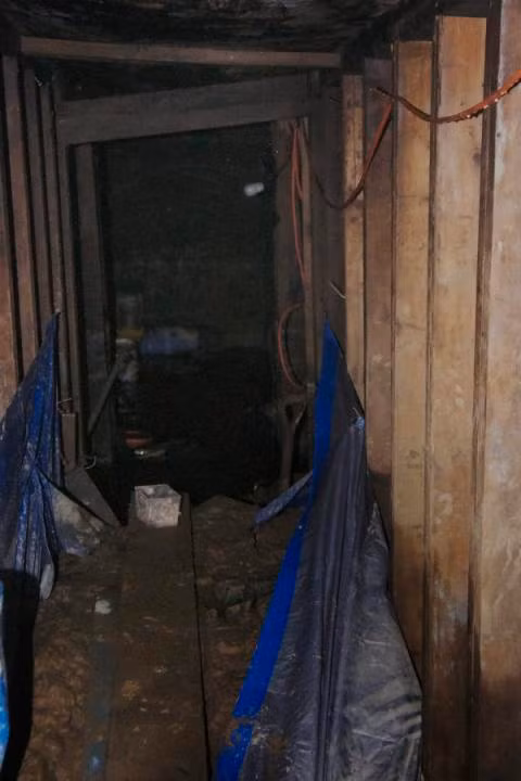 Đường hầm bí ẩn này cao 2,5 m và dài 7m.