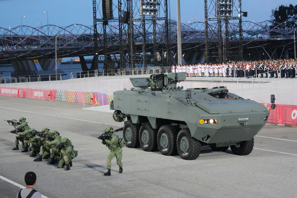 Xe chở bộ binh Terrex (ICV) có khả năng kết nối với hệ thống vũ khí mặt đất khác để chia sẻ thông tin cũng như phối hợp tác chiến trên chiến trường. (Ảnh: Lê Hải/Vietnam+) 