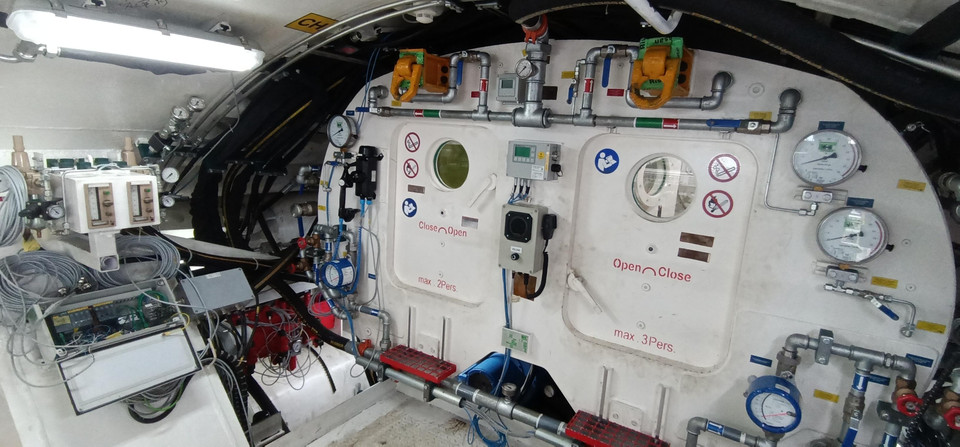 Các bộ phận được tách rời và vận chuyển về ga ngầm S9. (Ảnh: MRB cung cấp)