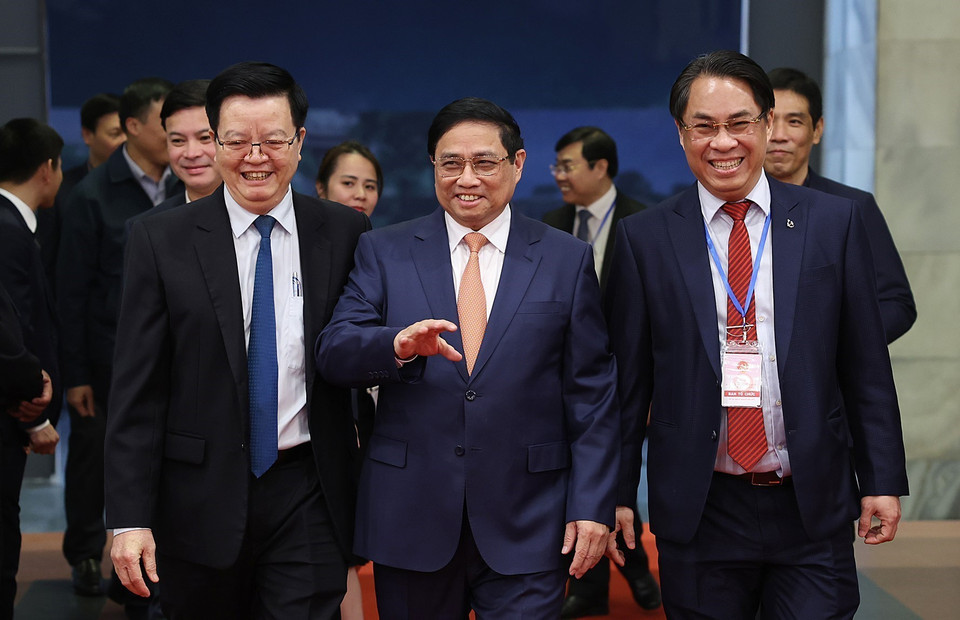 Thủ tướng Phạm Minh Chính đến dự Lễ trao Giải Búa liềm Vàng lần thứ VIII-năm 2023. (Ảnh: Dương Giang/TTXVN)