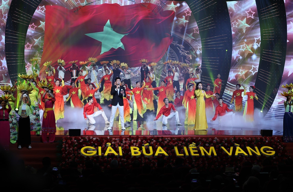 Chương trình nghệ thuật chào mừng. (Ảnh: Dương Giang/TTXVN)