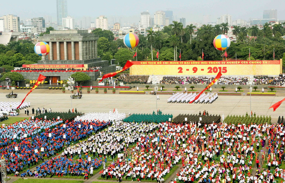 Toàn cảnh Lễ míttinh, diễu binh, diễu hành cấp Quốc gia tại Quảng trường Ba Đình. (Ảnh: TTXVN)