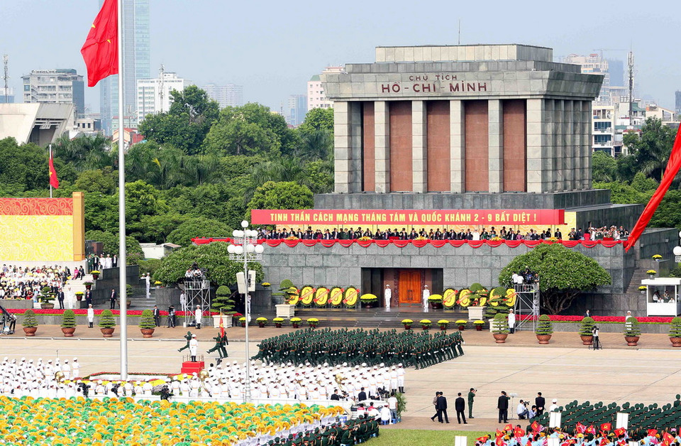 Toàn cảnh Lễ míttinh, diễu binh, diễu hành cấp Quốc gia tại Quảng trường Ba Đình. (Ảnh: TTXVN)